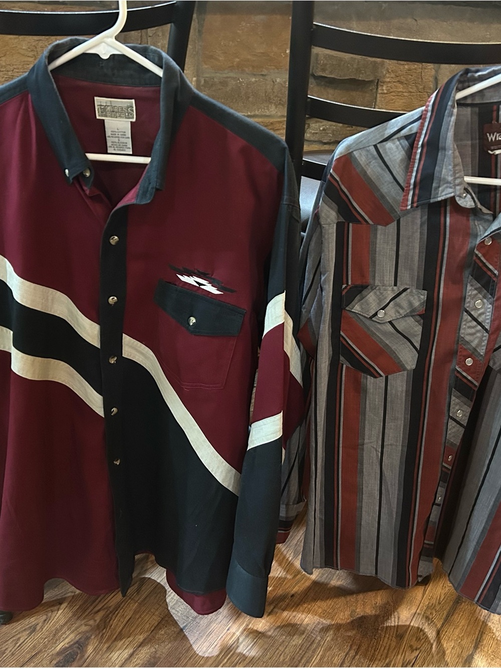 Bundle of 2 Wrangler men large 90’s cowboy shirts